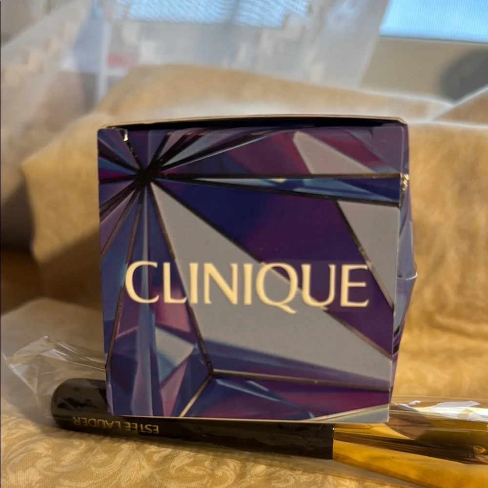 Clinique Easy Eye Duo - Black and Purple